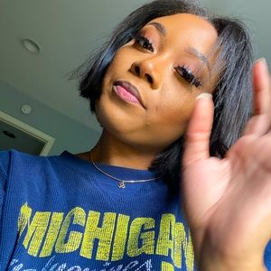 Meet your Posher, Iesha